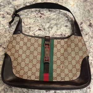 GUCCI - JACKIE 1961 HOBO GG COATED CANVAS MEDIUM